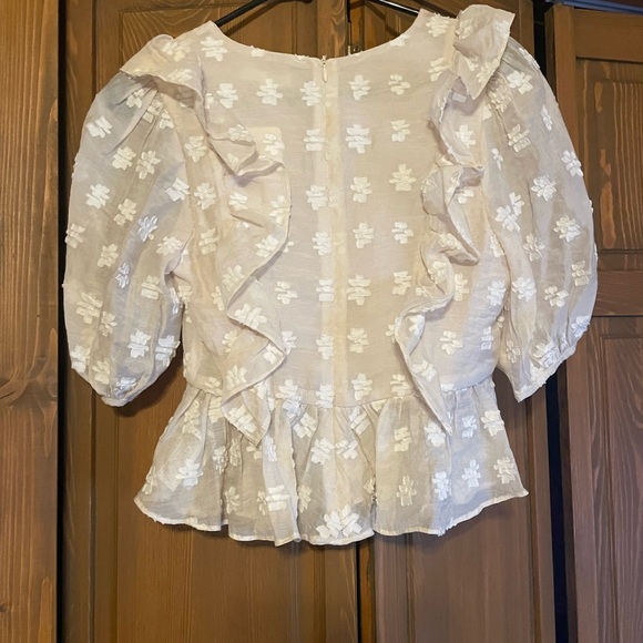 Free the Roses Florence Ruffled Top - Picture 2 of 2